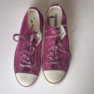 Pink Sparkly Converse!!